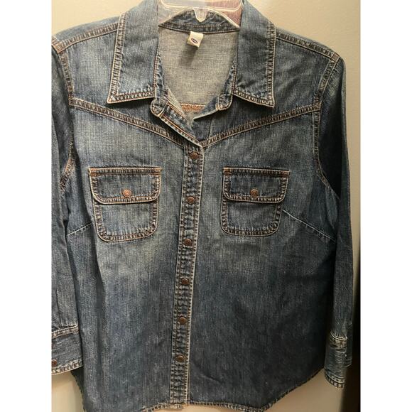 Old Navy Women’s Blue Jean jacket/shirt size large - Picture 1 of 8
